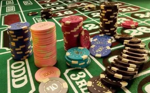 spinoy88 game lobby overview showing slots and live casino categories for Filipino players
